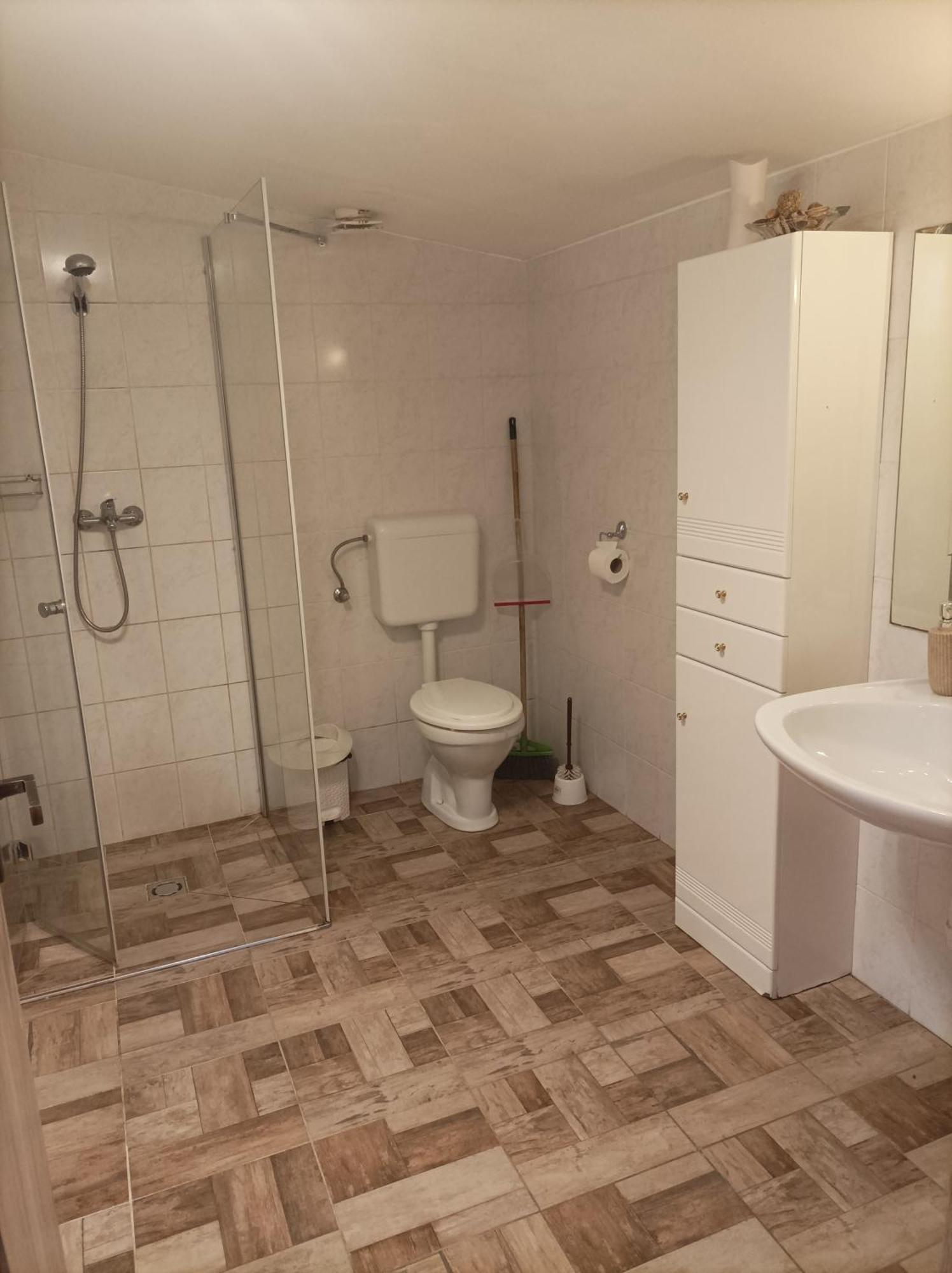 Apartment Csilla *