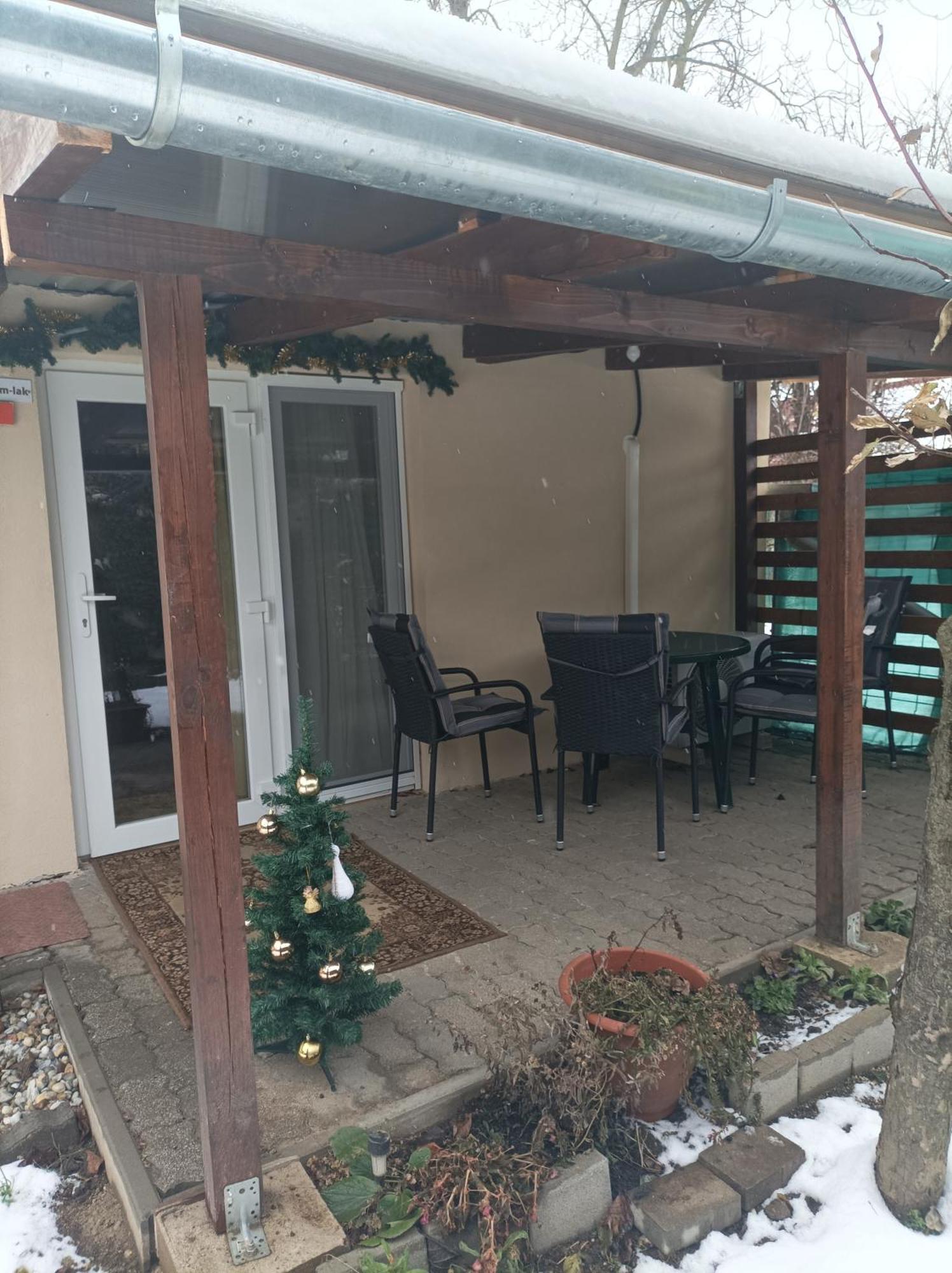 Csilla Apartment Balogunyom