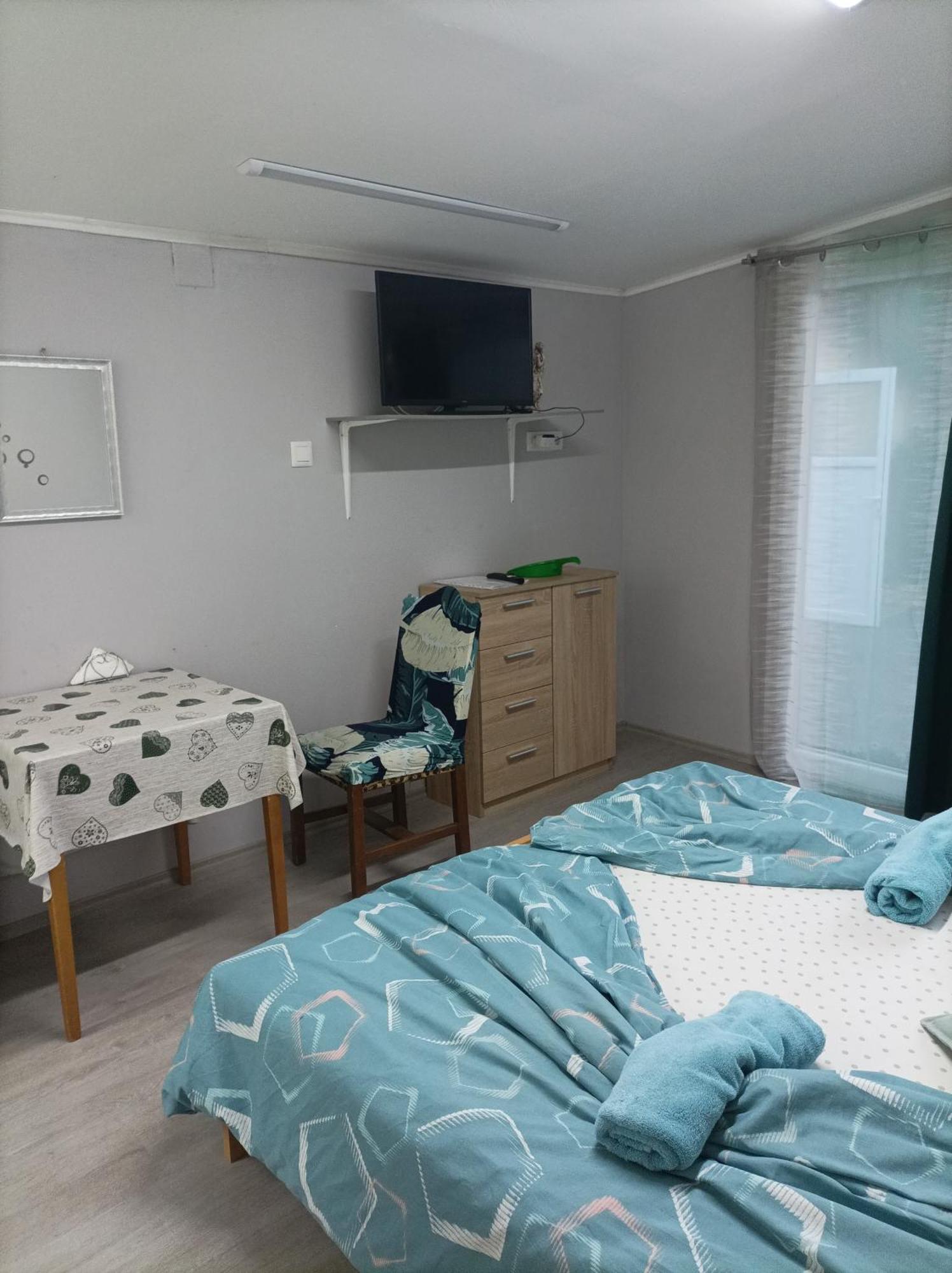 Csilla Apartment *