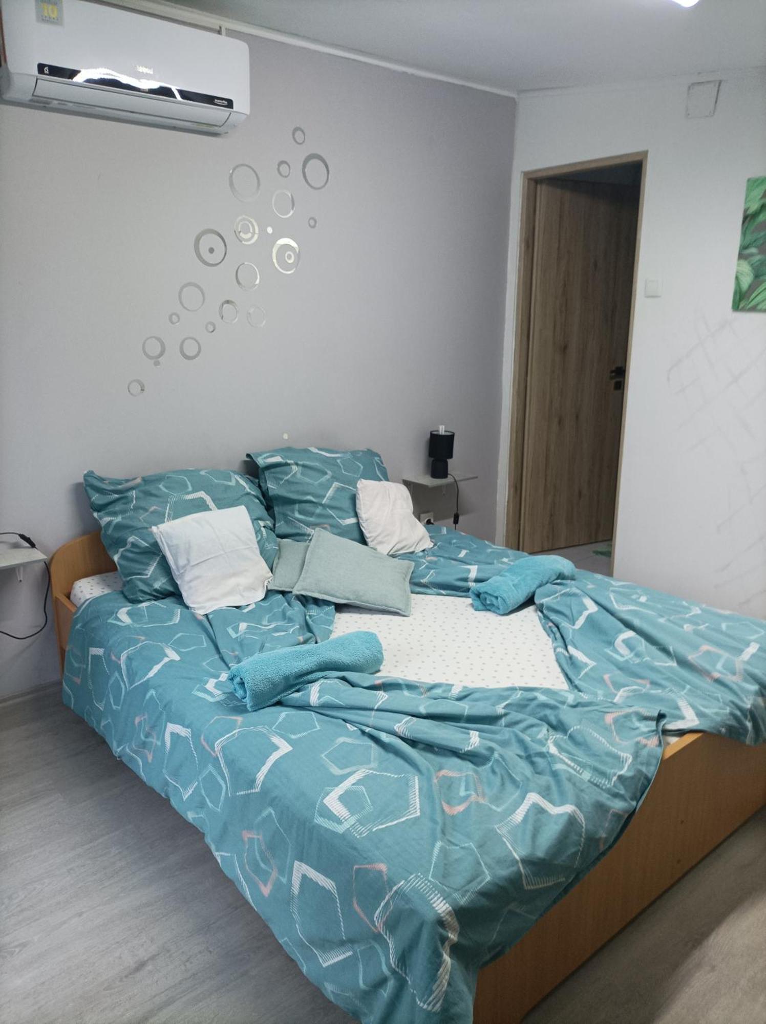 Csilla Apartment Balogunyom